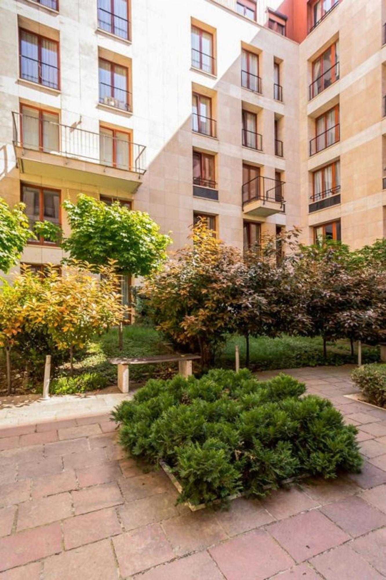 Colours Apartments Superior With Free Parking Budapest Eksteriør bilde